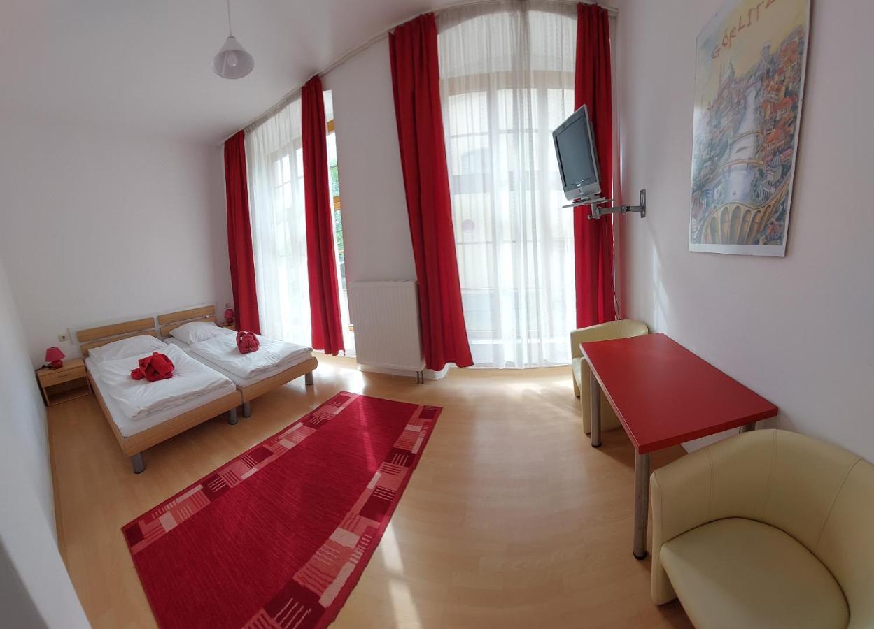 Picobello Pension Görlitz Екстериор снимка