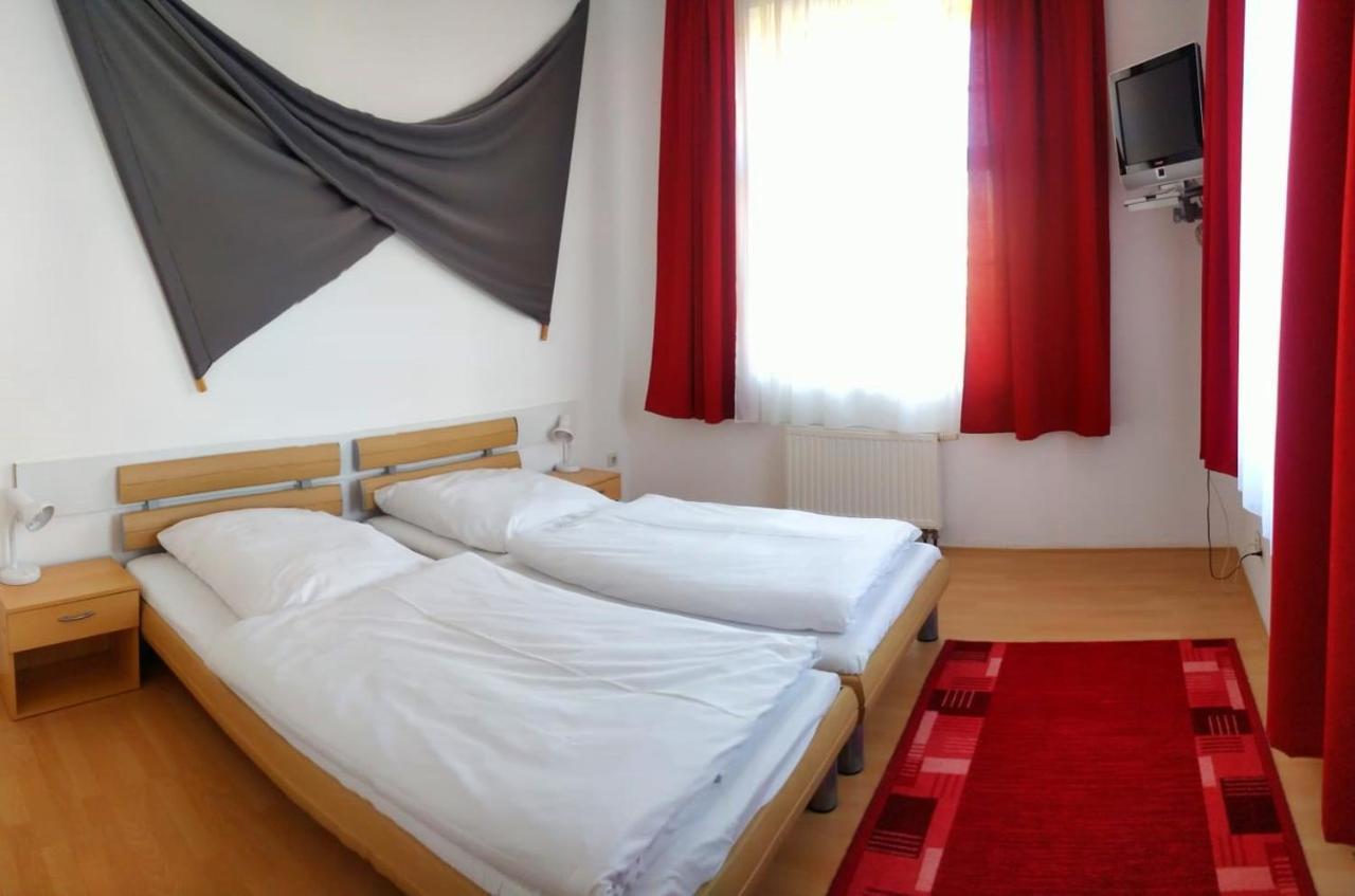Picobello Pension Görlitz Екстериор снимка
